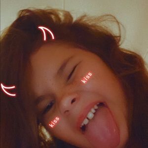 Meet your Posher, Natalie